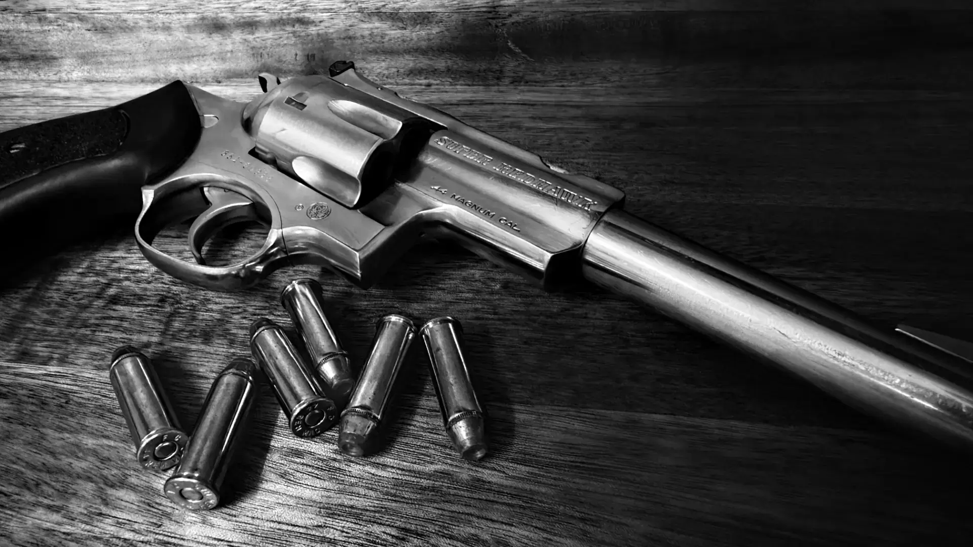 Home 32 Hand Gun